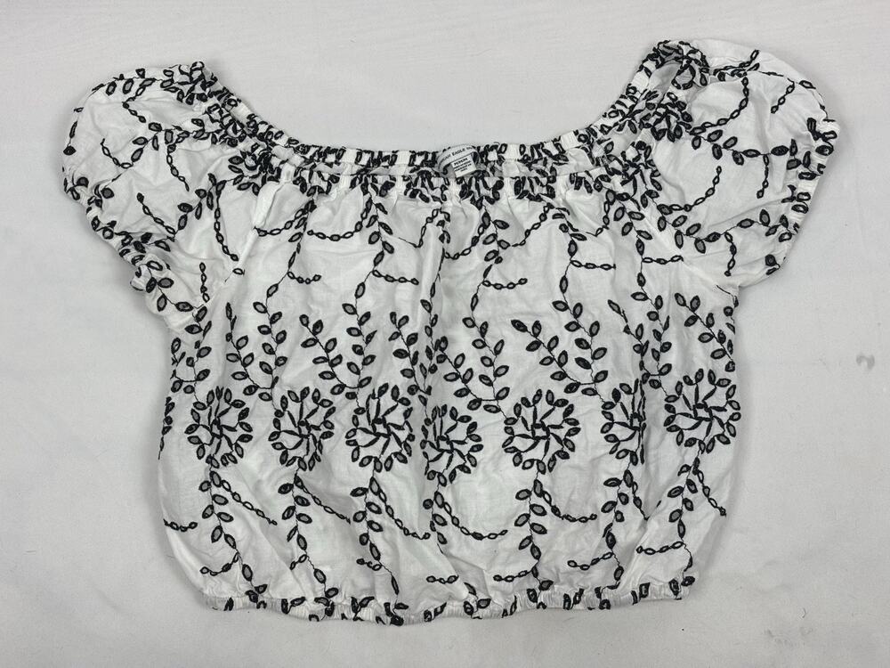 American Eagle Women’s Off The Boho Embroidered Crop Peasant Top M
